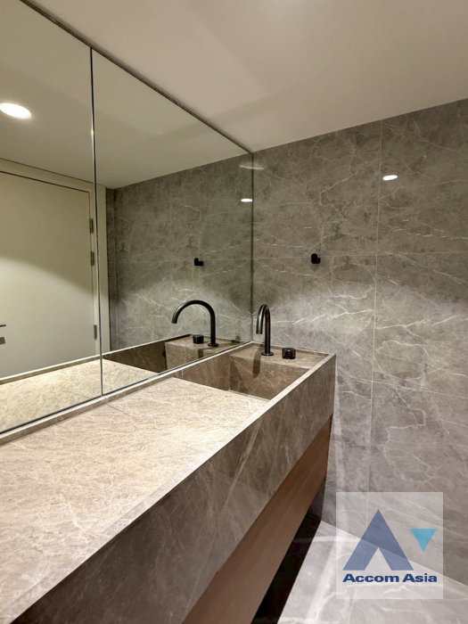 รูป 🔼🔽 AccomA 📩 Newly renovated 5 BR Townhouse in Phra Khanong Nuea (AA45540) - รูปที่ 12/20