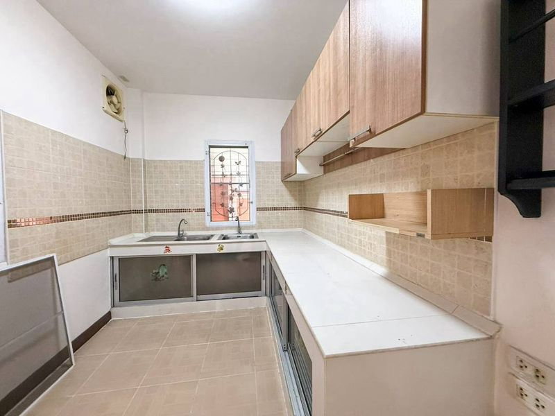 รูป บ้านเดี่ยวศรีราชา มณีรินทร์เพลส 1 ทำเลทอง น่าอยู่สุดๆ - รูปที่ 5/15