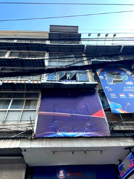 เช่าอาคารพาณิชย์ ถนนเพชรบุรี กรุงเทพฯ : HR3367ให้เช่าอาคาร 4 ชั้น  ประตูน้ำ-ราชปรารภ ตั้งอยู่ใจกลางย่านเศรษฐกิจและการค้าที่คึกคักที่สุดในกรุงเทพฯ เดินทางสะดวกสบาย ใกล้แหล่งช้อปปิ้ง