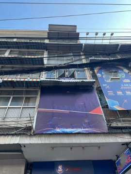 HR3367ให้เช่าอาคาร 4 ชั้น  ประตูน้ำ-ราชปรารภ ตั้งอยู่ใจกลางย่านเศรษฐกิจและการค้าที่คึกคักที่สุดในกรุงเทพฯ เดินทางสะดวกสบาย ใกล้แหล่งช้อปปิ้ง