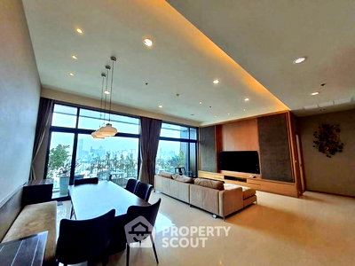 Condos for rent Maya Chiang Mai : 4-BR Condo at Parco Condominium in Thung Maha Mek (ID 2738267)