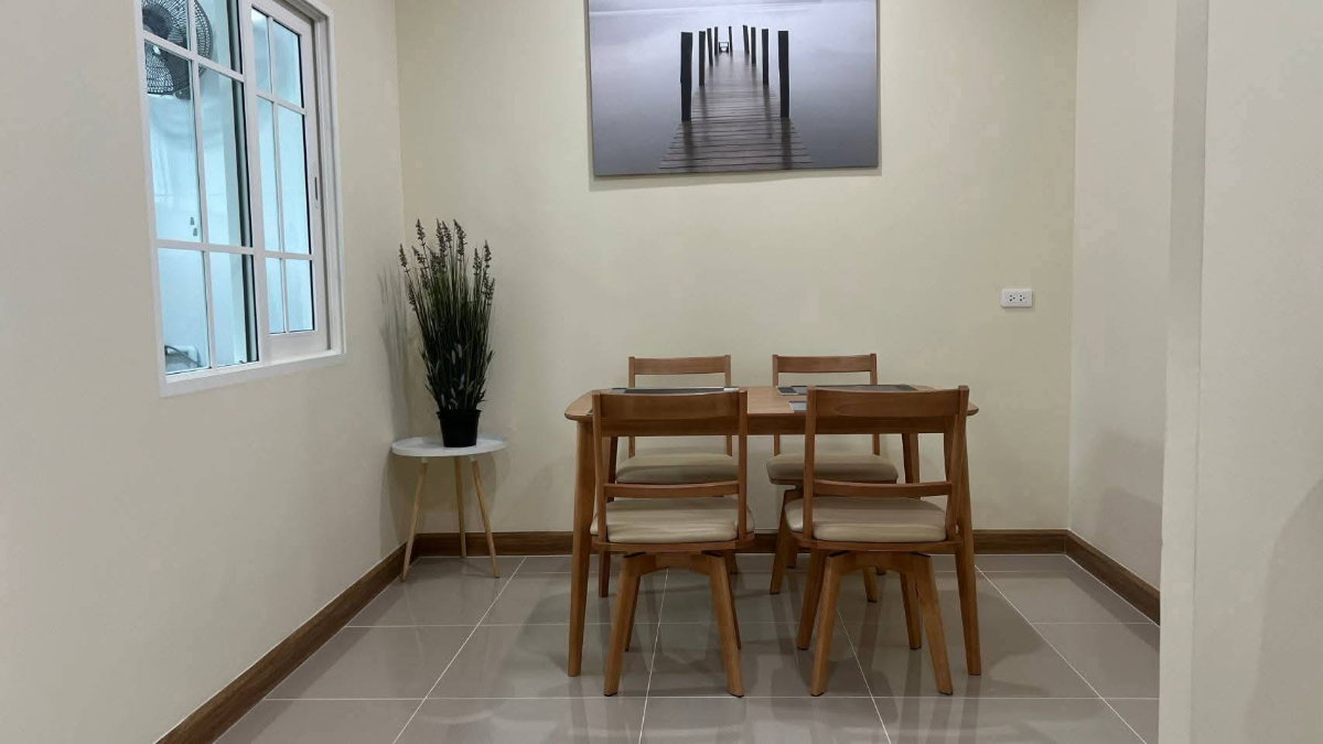 รูป ให้เช่าทาวน์โฮม golden town รวมโชค-เชียงใหม่ ทำเลดี เดินทางสะดวก เฟอร์นิเจอร์ครบ พร้อมเข้าอยู่ (R1008) T.0946511456 - รูปที่ 4/10