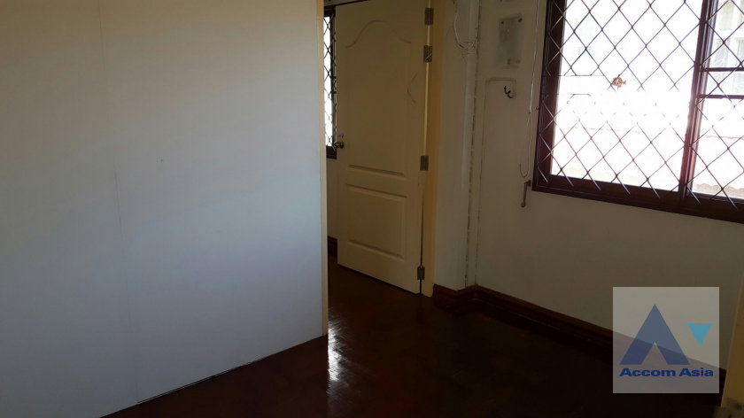 picture 🔼🔽 AccomA 📩 Home Office 0 BR House in Khlong Tan Nuea (AA40592) - 10/16