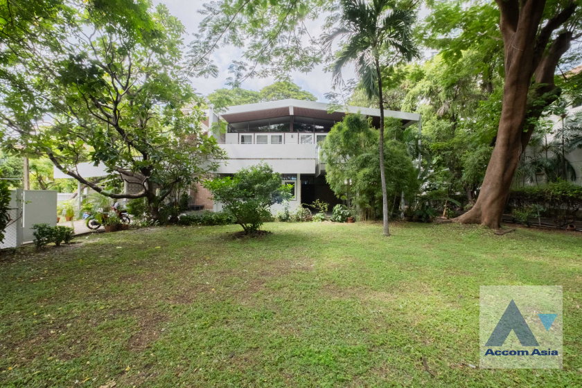picture 🔼🔽 AccomA 📩  4 BR House in Phra Khanong (AA41570) - 1/20
