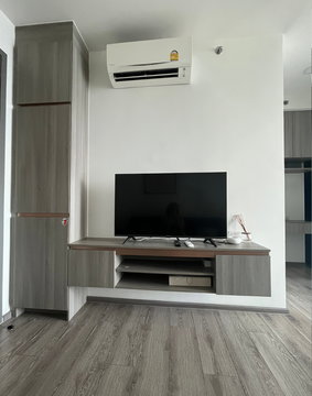 Knightsbridge Collage Sukhumvit 107 | High Floor Near BTS Bearing 10,000 THB / Month