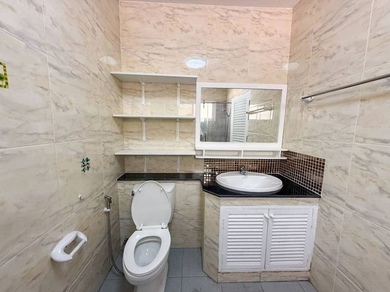 รูป บ้านเดี่ยวศรีราชา มณีรินทร์เพลส 1 ทำเลทอง น่าอยู่สุดๆ - รูปที่ 10/15