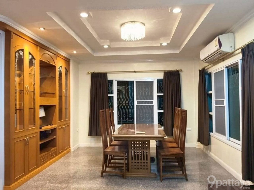 รูป ให้เช่าบ้านเดี่ยว 2 ชั้น | Central Park 3 – พัทยากลาง ✨ ขนาดที่ดิน 72 ตร.วา • 4 ห้องนอน / 3 ห้องน้ำ • เฟอร์นิเจอร์ครบ พร้อมเข้าอยู่ •  - รูปที่ 11/18