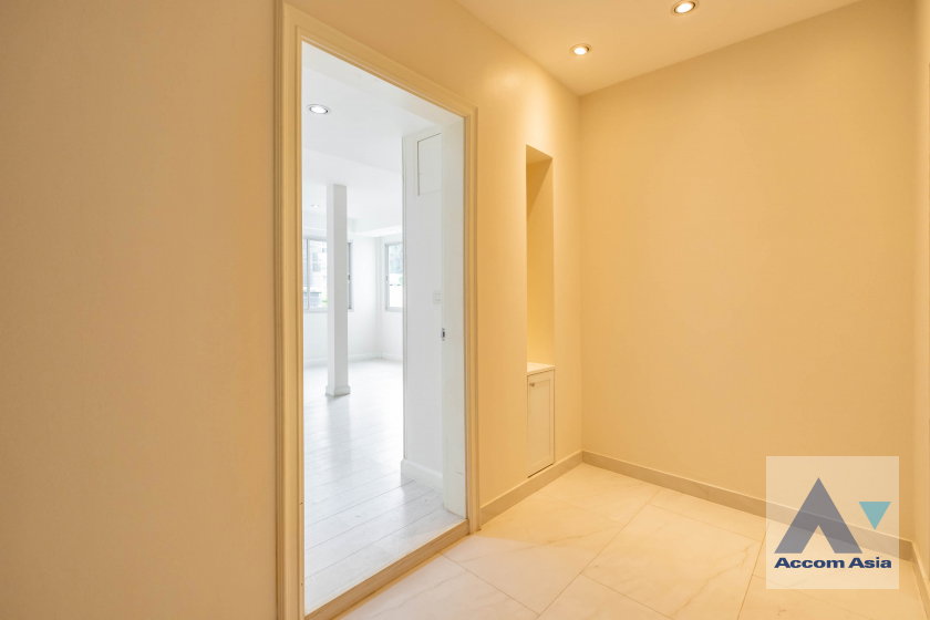 picture 🔼🔽 AccomA 📩 4 BR House in Khlong Toei Nuea (AA39878) - 15/20