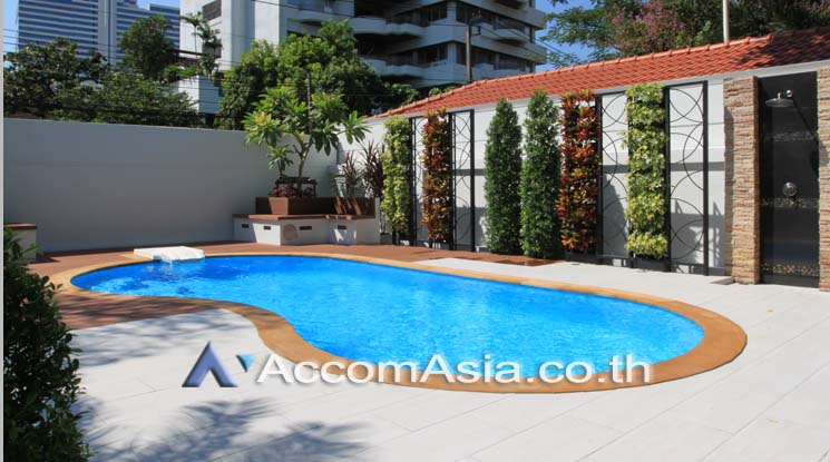 รูป 🔼🔽 AccomA 📩 Tropical-Style Home with Pool and Lush Garden (AA17483) - รูปที่ 3/20