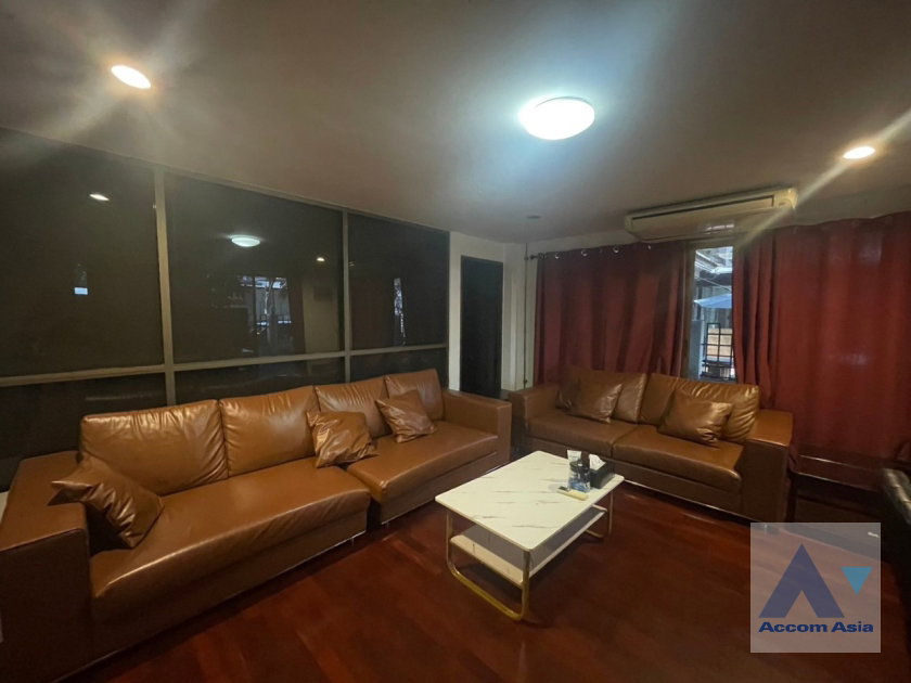 รูป 🔼🔽 AccomA 📩 Home Office 8 BR House in Wang Thonglang (AA38577) - รูปที่ 11/20