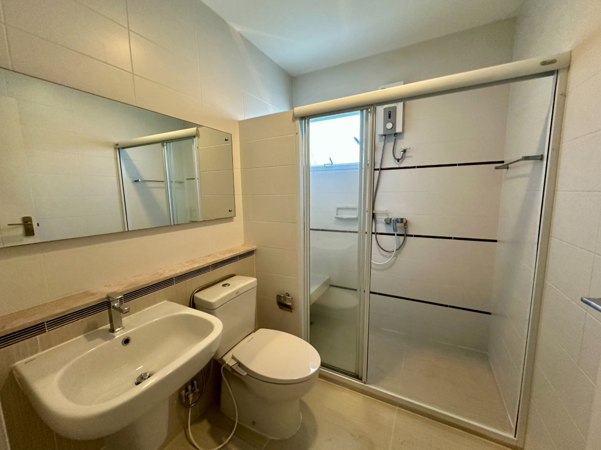 รูป rent ให้เช่าบ้านเดี่ยว 2 ชั้น / 2-Storey Detached house หมู่บ้านมัณฑนา อ่อนนุช - วงแหวน 3 Manthana Onnut - Wongwaen 3 ค่าเช่า 50,000 บาท/เดือน - รูปที่ 4/8