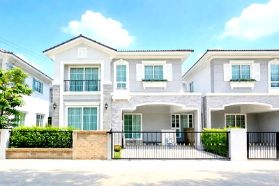 เช่าบ้านเดี่ยว เซ็นทรัล พลาซ่า บางนา : BTS สำโรง 800ม. วัดด่านสำโรง สุขุมวิท113 บ้านหรูหรา 2ชั้น 4นอน 3น้ำ พร้อมเฟอร์ฯครบ 40ตร.ว. 180ตร.ม. อิมพีเรียล เวิลด์ สำโรง 1.1 กม.