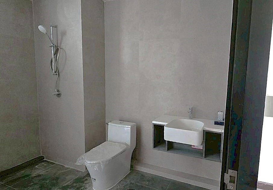 รูป ทาวเฮ้าท์แฝด รีโนเวทใหม่ เหมาะทำธุรกิจและอยู่อาศัย ** NO CO-AGENT ** - รูปที่ 2/10