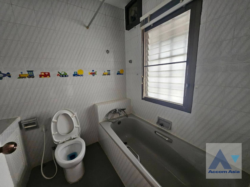 รูป 🔼🔽 AccomA 📩  4 BR House @Kid Friendly House Compound (AA41471) - รูปที่ 11/12