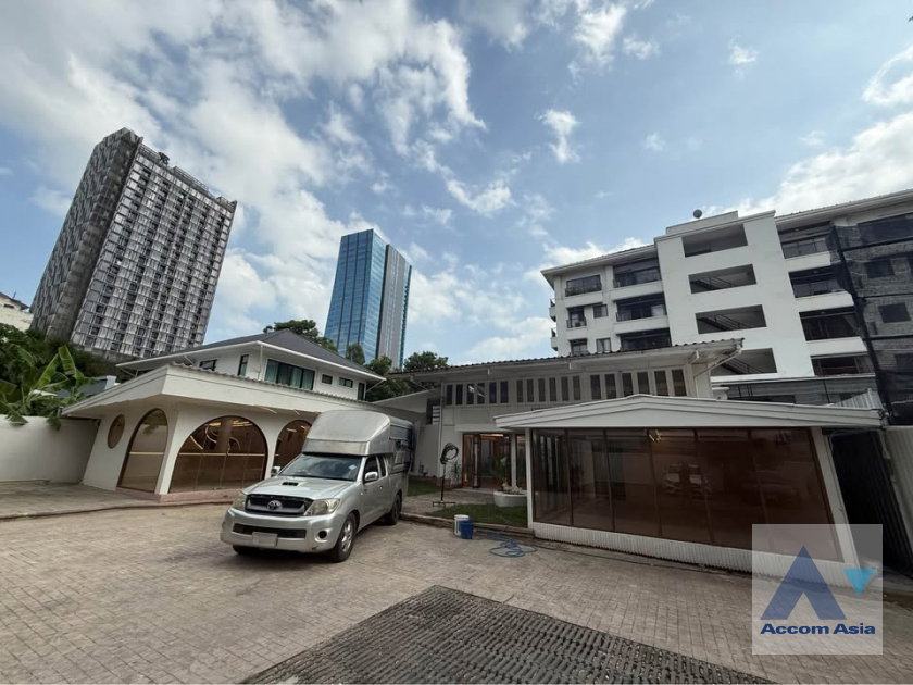 picture 🔼🔽 AccomA 📩 Home Office 0 BR House in Phaya Thai (AA44591) - 1/1