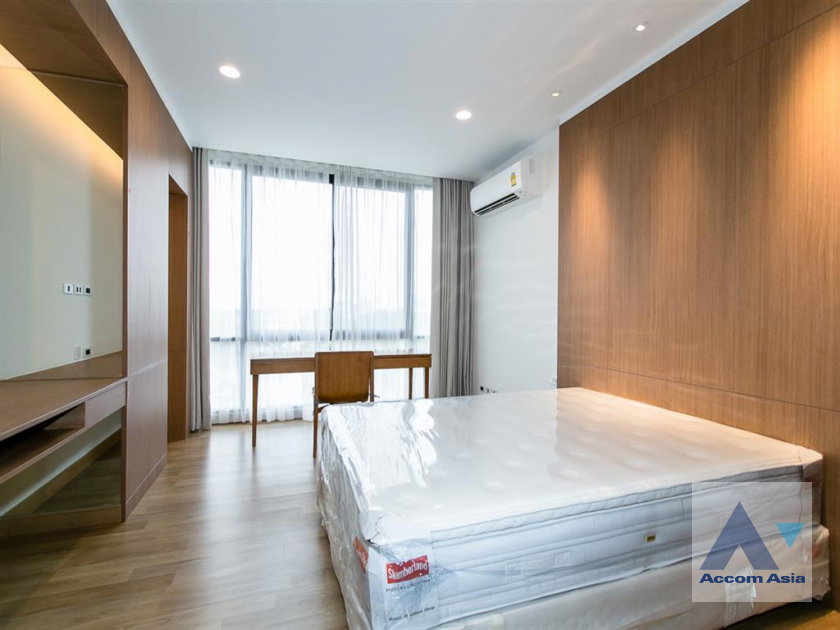 รูป 🔼🔽 AccomA 📩 Spacious room with a large private balcony.( AA31788 ) - รูปที่ 13/20