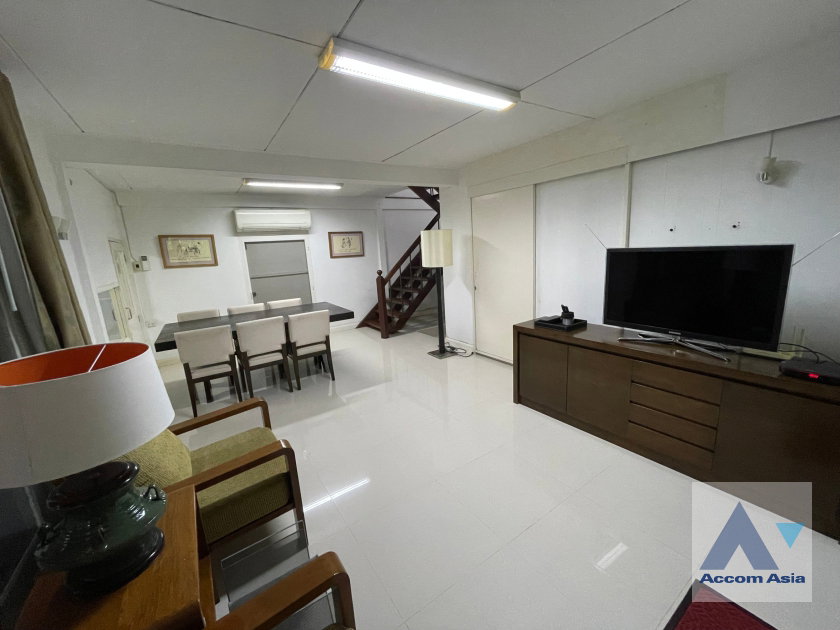 picture 🔼🔽 AccomA 📩 Pet friendly 2 BR House in Khwaeng Sam Sen Nai (AA10657) - 4/16