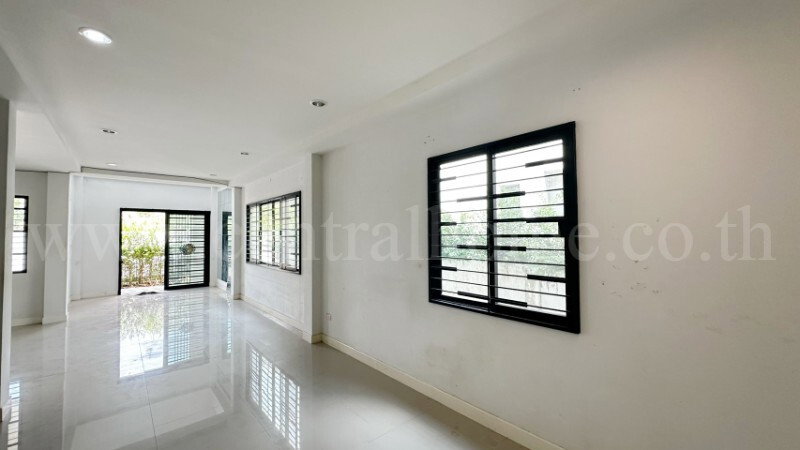 รูป บ้านเดี่ยว 2 ชั้น วิสต้า วิลล์ G คลอง 8 บ้านสวย สไตล์โมเดิร์น ราคาถูก - รูปที่ 5/21