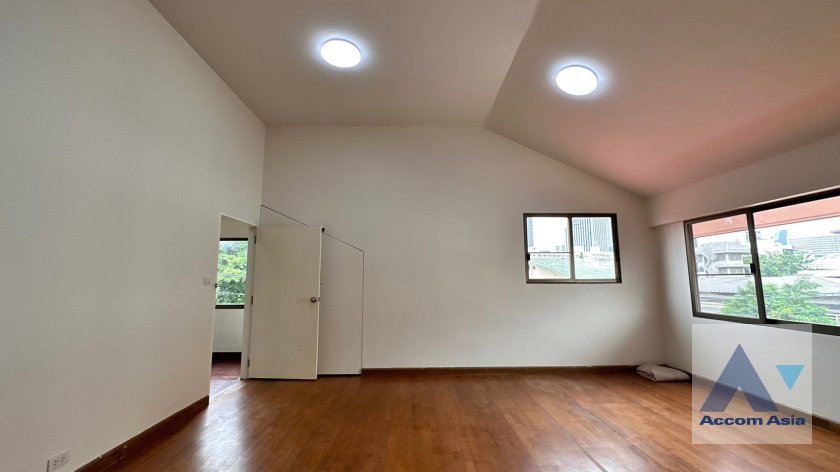 picture 🔼🔽 AccomA 📩 Home Office,Pet friendly 3 BR Townhouse @Townhouse Phaholyothin (1818219) - 6/20