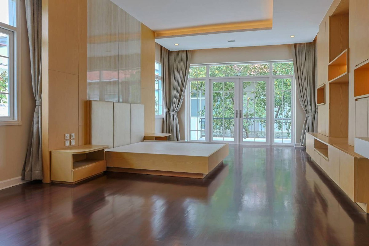 รูป S2961 ขายบ้านหรู ทำเลคุณภาพ Grand Crystal เลียบด่วนเอกมัย-รามอินทรา - รูปที่ 7/9