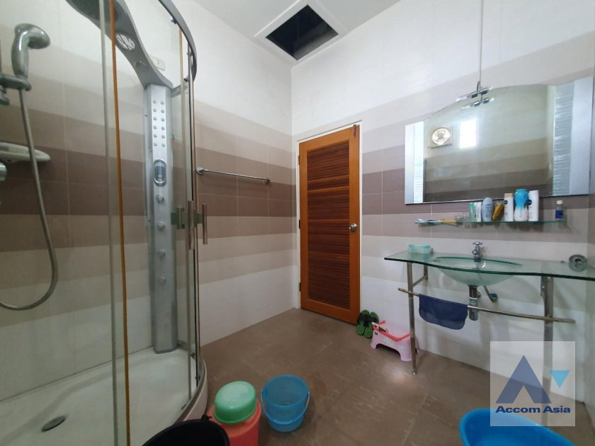 picture 🔼🔽 AccomA 📩 4 BR House in Phra Khanong Nuea (AA35364) - 19/20