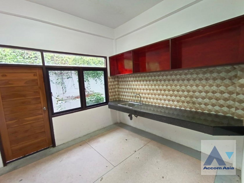 picture 🔼🔽 AccomA 📩 Home Office 4 BR House in Phra Khanong Nuea (AA27236) - 8/20