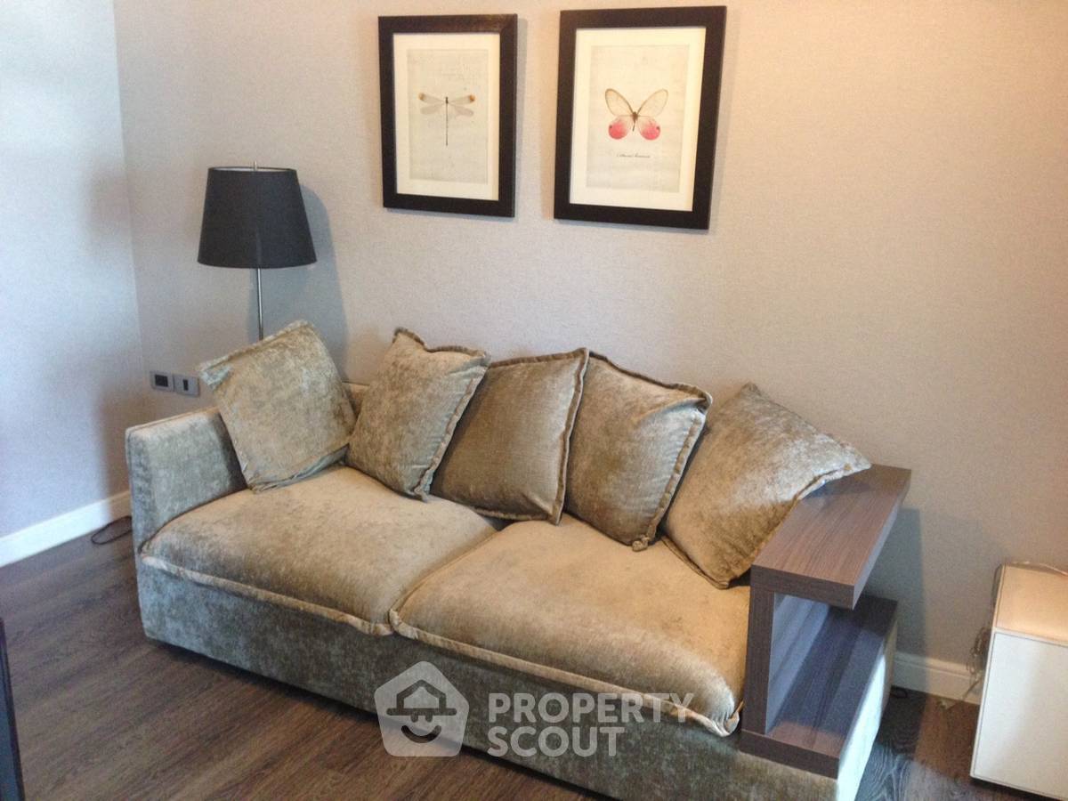 รูป คอนโด 1-ห้องนอน ที่ เดอะ เครส สุขุมวิท 49 ใกล้ BTS ทองหล่อ (ID 887193) - รูปที่ 1/8