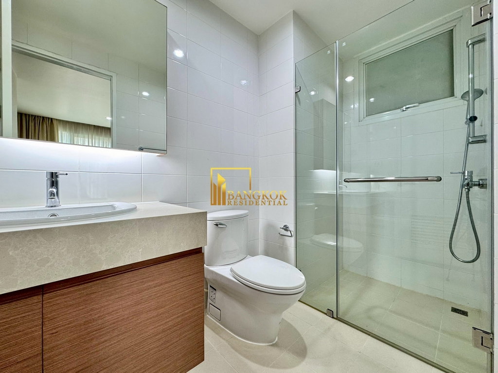 รูป Luxurious 3 Bedroom Apartment in Phrom Phong - BR0474AP - รูปที่ 20/50