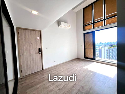 ขายคอนโด : 2 Bed Loft Last Unit ! in The Tree Pattanakarn-Ekkamai