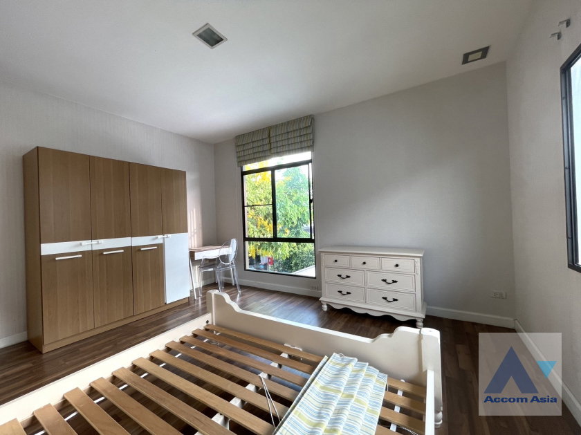 picture 🔼🔽 AccomA 📩 Wood-clad modern condo with minimalist aesthetic (AA40726) - 19/20