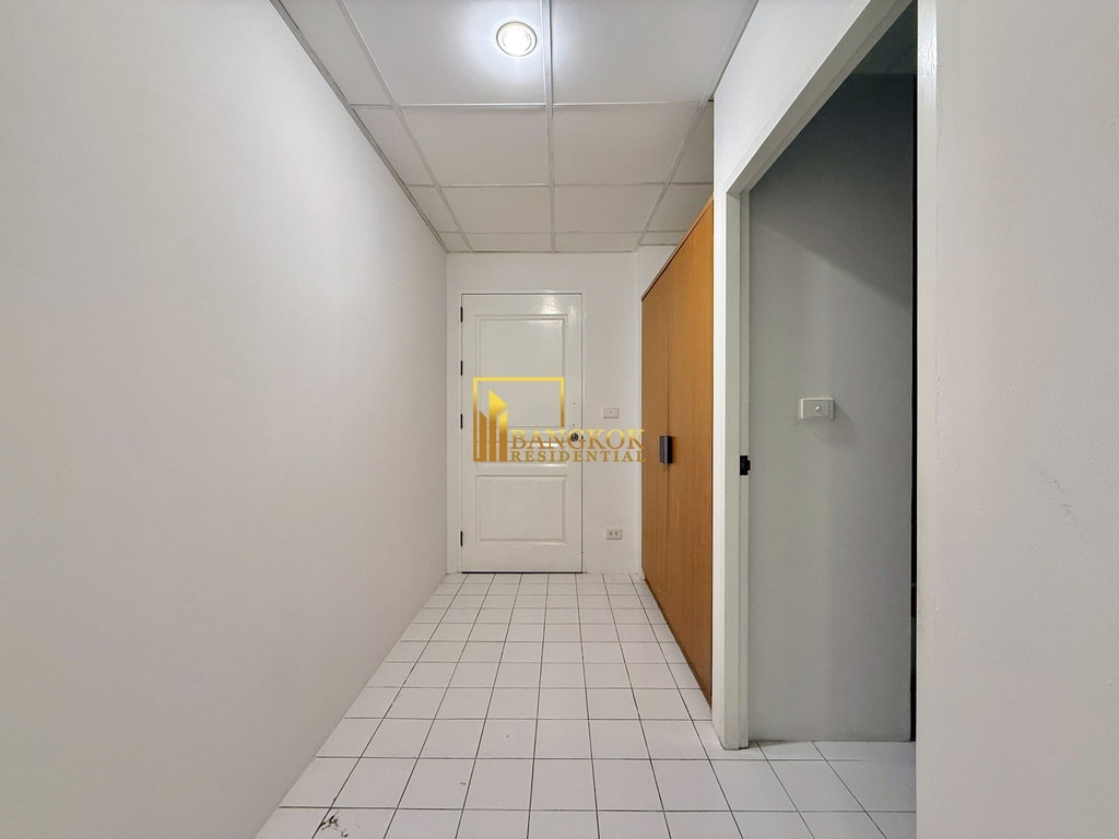 รูป Baan Ananda | Spacious 3 Bedroom Condo Near Ekkamai - BTSBR4172CD - รูปที่ 37/45