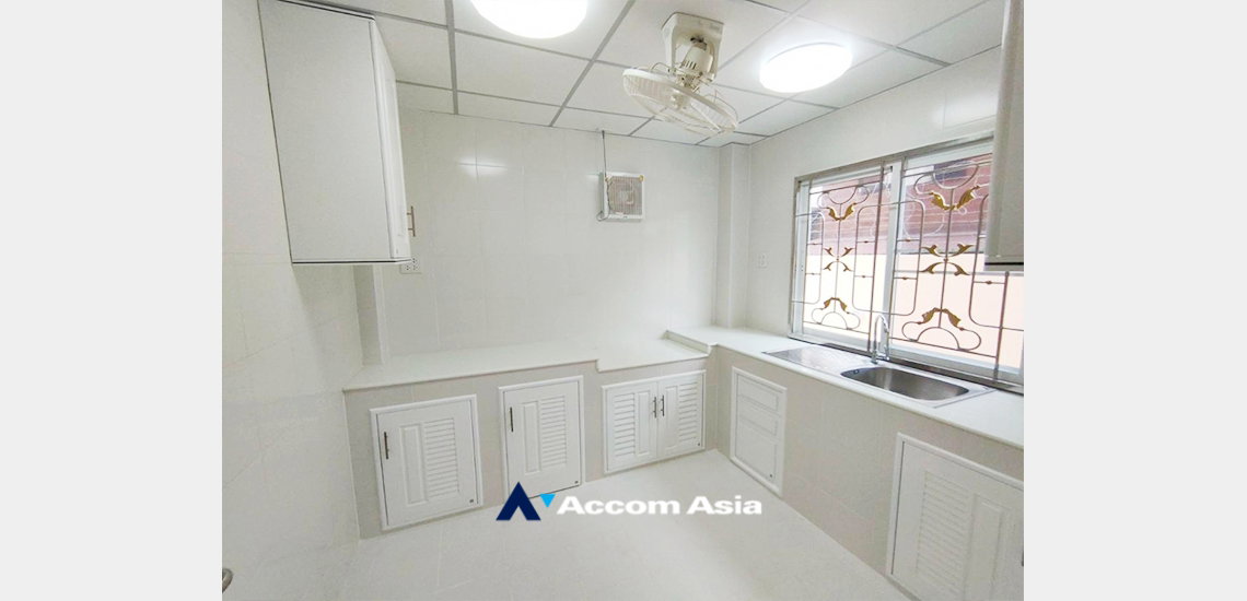 picture 🔼🔽 AccomA 📩 Pet friendly,Home Office 8 BR House in Chong Nonsi (AA31916) - 2/5