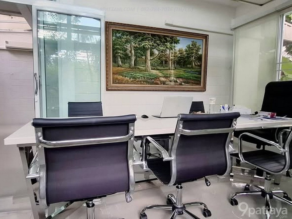 รูป บ้านเดี่ยวหรูใกล้ทะเล | พัทยาเหนือ สุขุมวิท 7 ✨ รับลมธรรมชาติจากทะเล เดินทางสะดวก ใจกลางเมือง บ้านสวย ทำเลพรีเมียม ใกล้ทะเลเพียง 300 เมตร 🌊 120 ตรว - รูปที่ 3/11