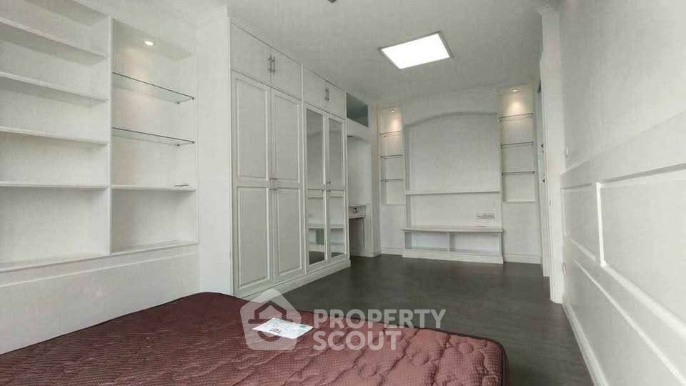 picture 2-BR Condo at Commonwealth Pinklao near MRT Bang Yi Khan (ID 2438928) - 10/13