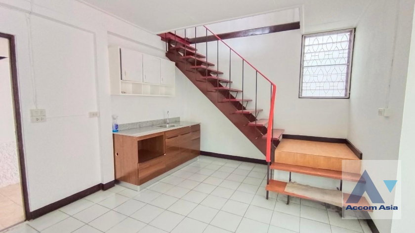รูป 🔼🔽 AccomA 📩  5 BR House in Chan Kasem (AA40986) - รูปที่ 9/19