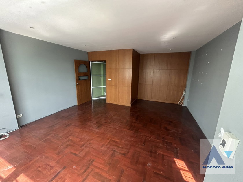 picture 🔼🔽 AccomA 📩 Home Office 6 BR Townhouse in Khlong Tan Nuea (AA44904) - 7/12