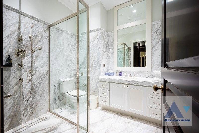 picture 🔼🔽 AccomA 📩  2 BR Condominium @98 Wireless (AA38891) - 16/17