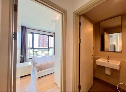 รูปภาพ ✅ ให้เช่า The Base Rama 9 - Ramkhamhaeng   | 12,000 บาท | 1 ห้องนอน  31 ตร.ม.📲 📲 Line : 0842932624 / Junesone520
