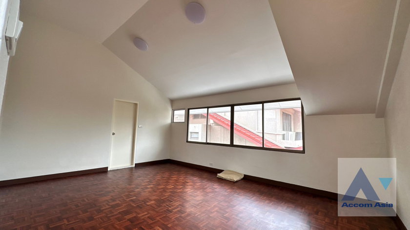 picture 🔼🔽 AccomA 📩 Home Office,Pet friendly 3 BR Townhouse @Townhouse Phaholyothin (1818219) - 12/20