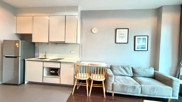 *** ให้เช่าคอนโด : ซี เอกมัย 1 ห้องนอน ชั้นสูง เฟอร์ครบ  ตู้เสื้อผ้า2 ใบ 16,000 บาทเท่านั้น🔥🔥🔥(C Ekkamai) ***