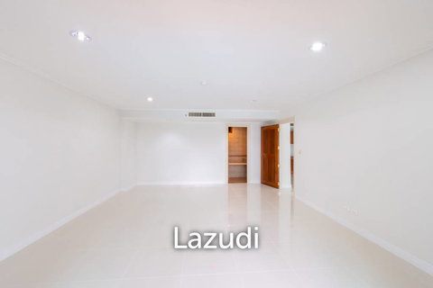 120.0 ตร.ม.  3 ห้องนอน  2 ห้องน้ำ คอนโดสำหรับ ขายใน ชะอำ