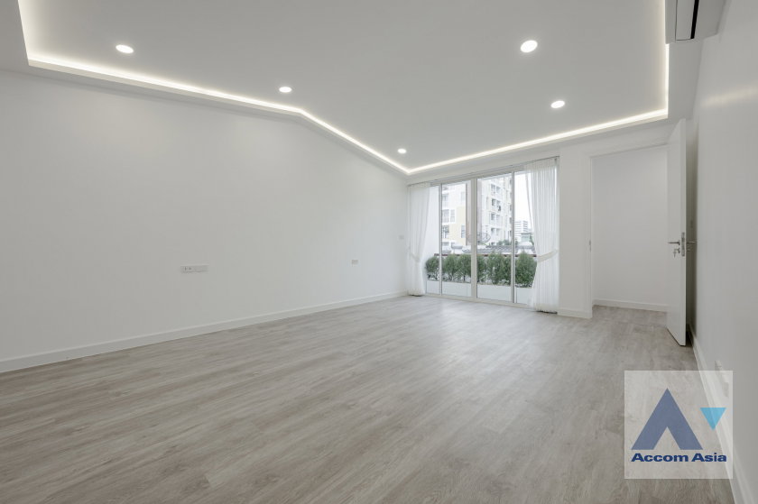 รูป 🔼🔽 AccomA 📩 Newly Renovated 3-Storey Townhome for Living & Investment - รูปที่ 20/20