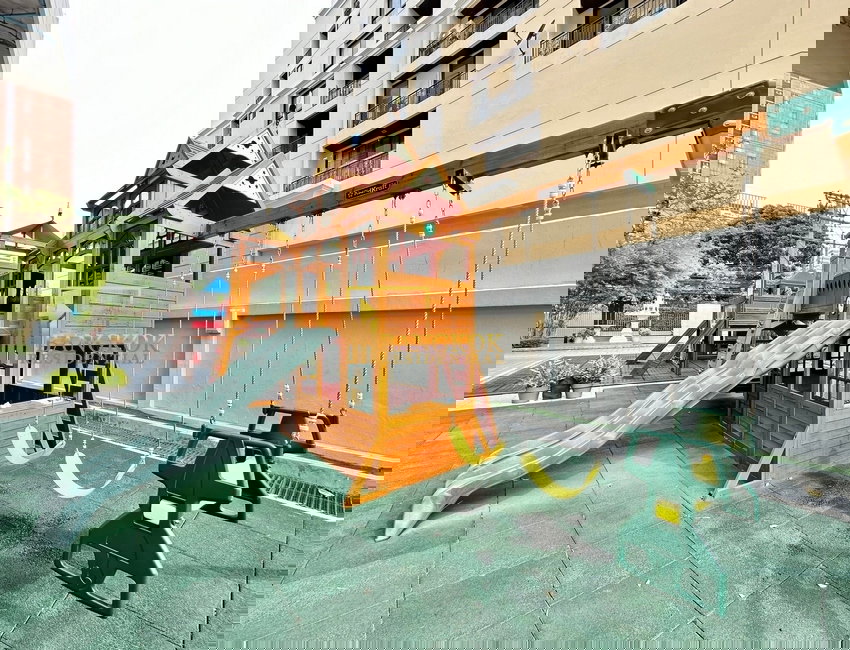 รูป Luxurious 3 Bedroom Apartment in Phrom Phong - BR0474AP - รูปที่ 45/50