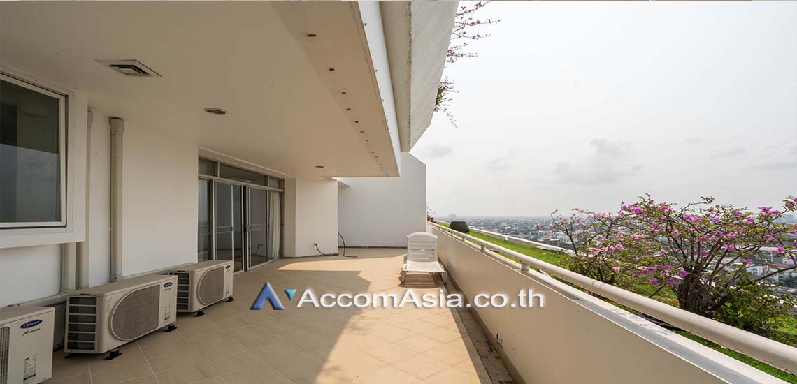 picture 🔼🔽 AccomA 📩 Huge Terrace 4 BR Condominium @La Cascade (25485) - 8/14