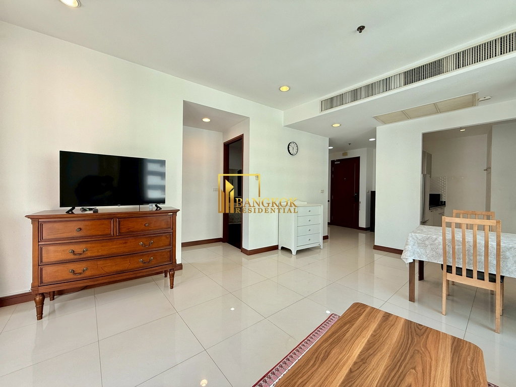 picture Baan Rajprasong | Charming 2 Bedroom Condo in Ratchadamri - BR6251CD - 4/34