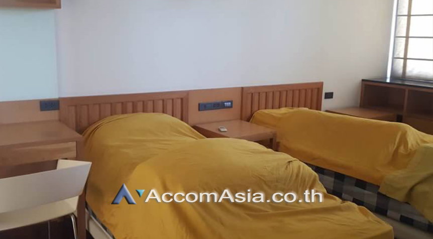 รูป 🔼🔽 AccomA 📩 Spacious home with classic wooden interior in Sathorn (AA25179) - รูปที่ 7/14