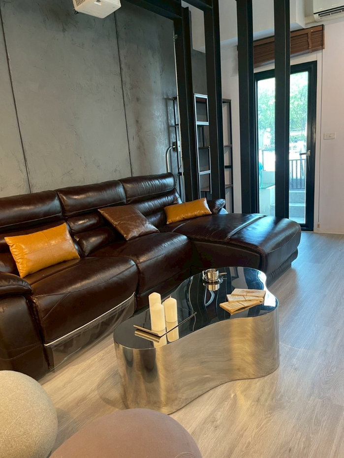 picture ✨ Rare Duplex Pool Access Unit – Unio Sukhumvit 72 Phase 2 (Block E) - 3/21