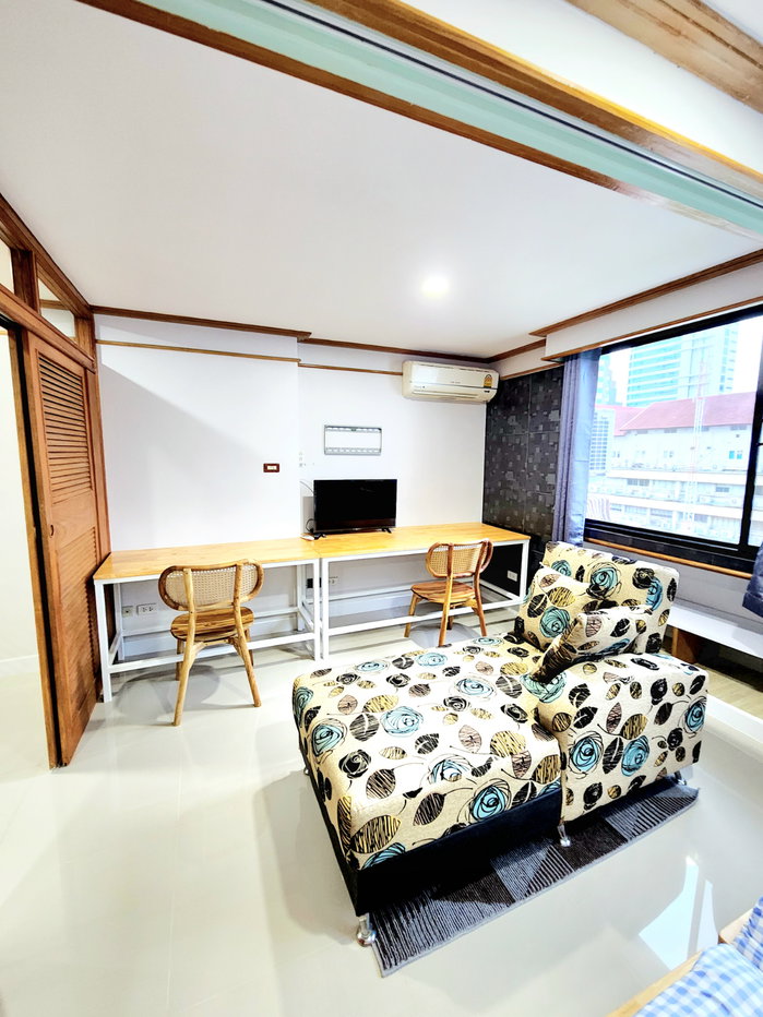 picture Baansuksan condominium for rent - 6/13