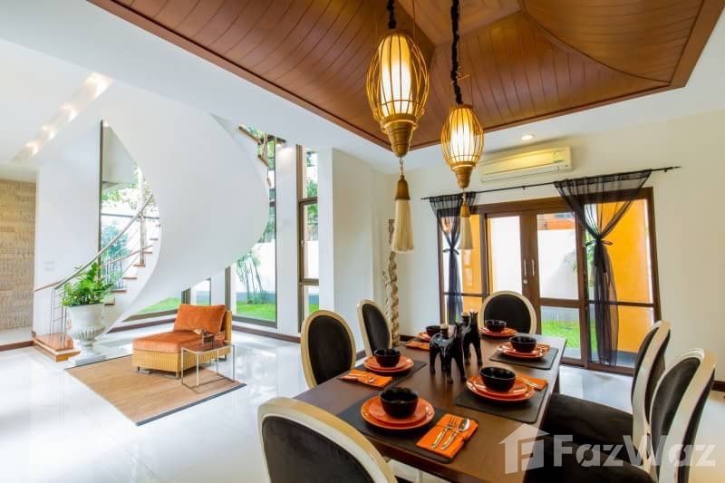 picture Luxurious Thai-Modern Villa with Beautiful Pool and Gazebo 1399450 - 6/18