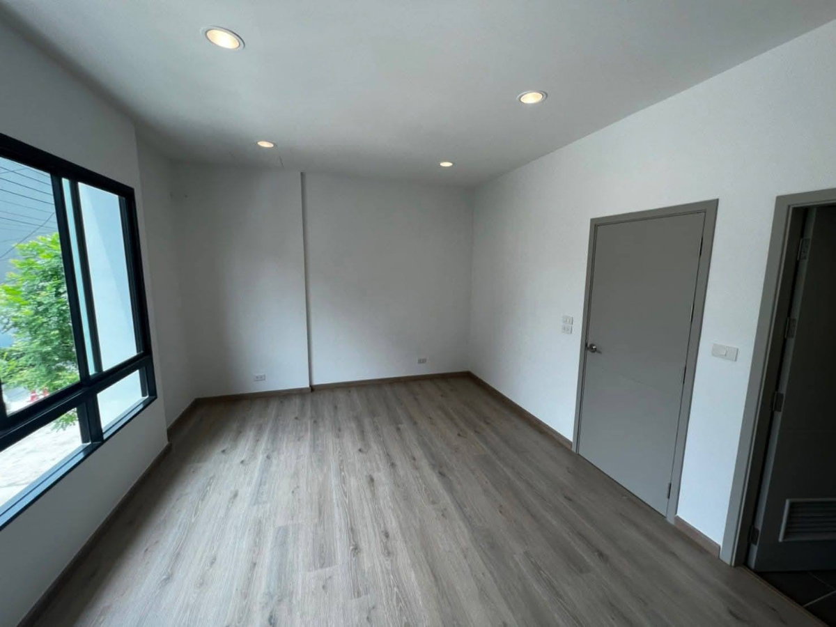 รูป [RENT] HST0102 พรีเมียม เพลส พหลโยธิน - รามอินทรา     Premium Place Phaholyothin - Ramintra     (แอดไลน์มี @นำหน้า LINE ID :  @idhomeland) - รูปที่ 13/40